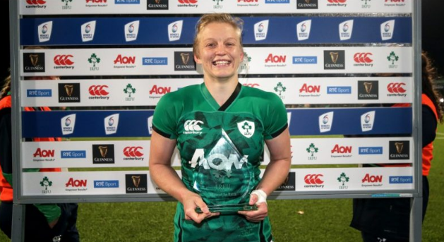 La leyenda internacional del rugby femenino irlandés Claire Moll