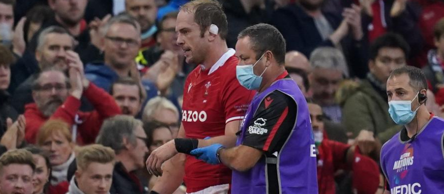 El capitán de Gales, Jones, puede recuperarse rápidamente de nue
