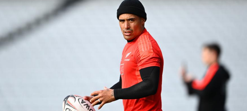 Scrumhalf Smith se unirá a los All Blacks en Dublín